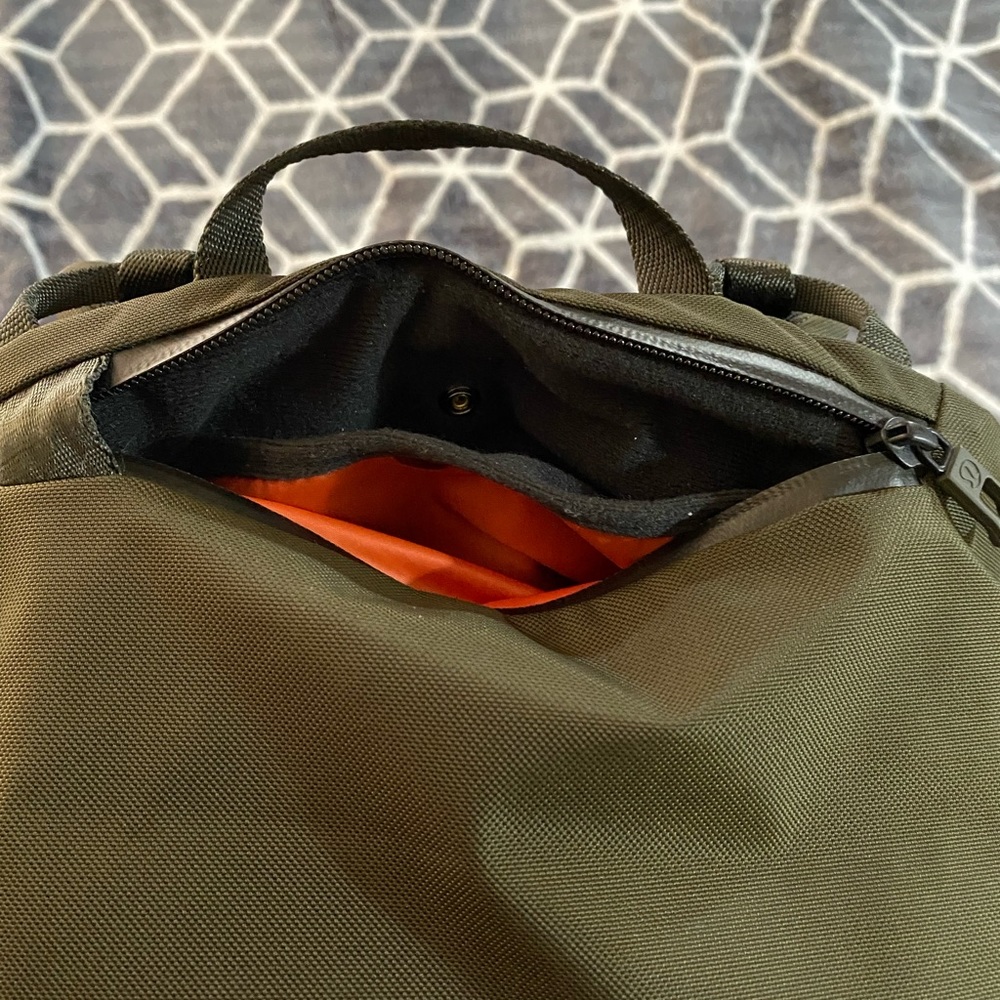 Lululemon backpack - Picture 5 of 5